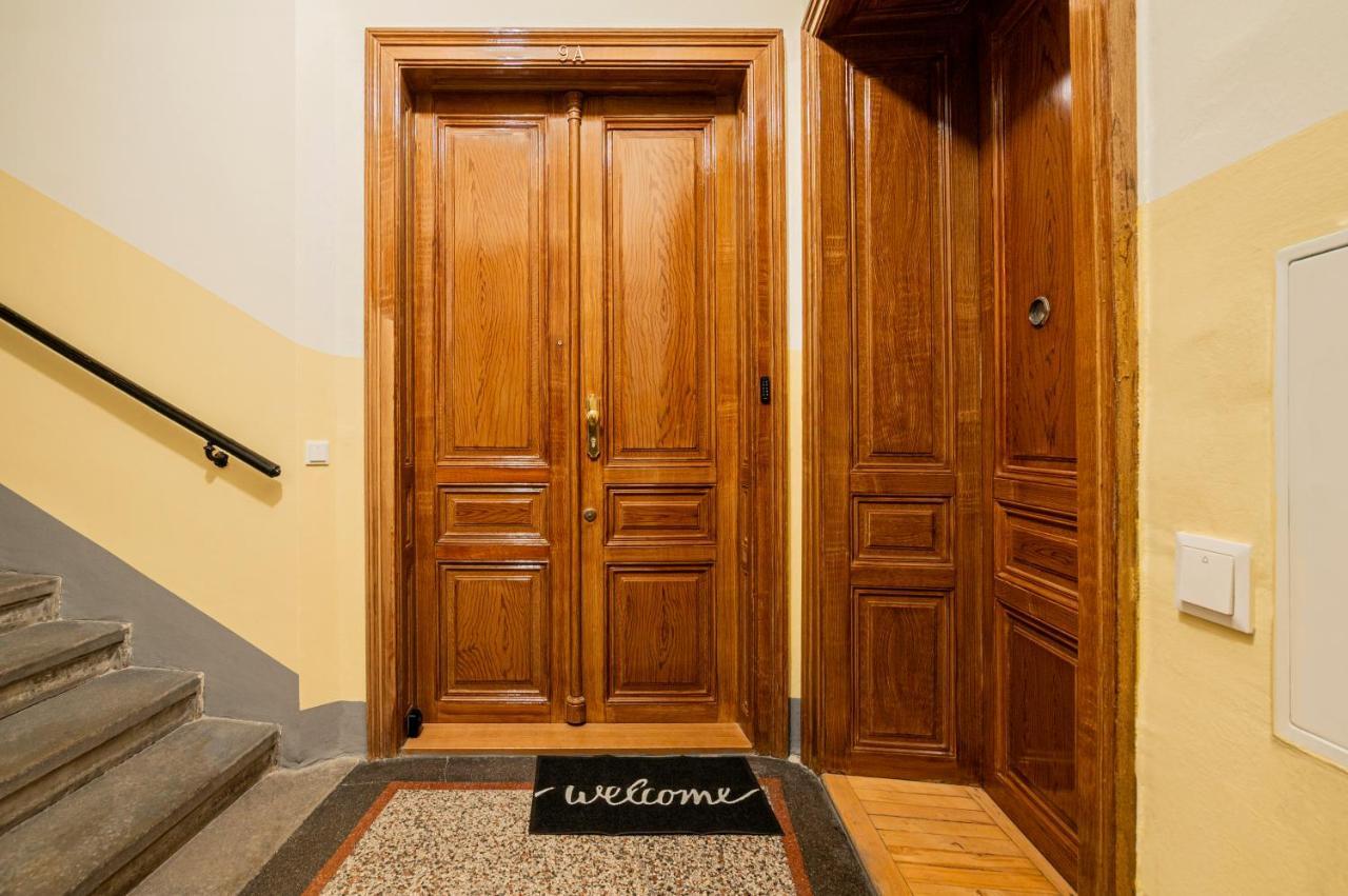 Charming Apt Perfect For 4-6 Tram, Self-Checkin Vienna Exterior photo
